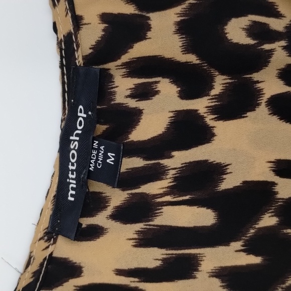 Mittoshop leopard print size medium rolled front long sleeve blouse - Picture 7 of 12
